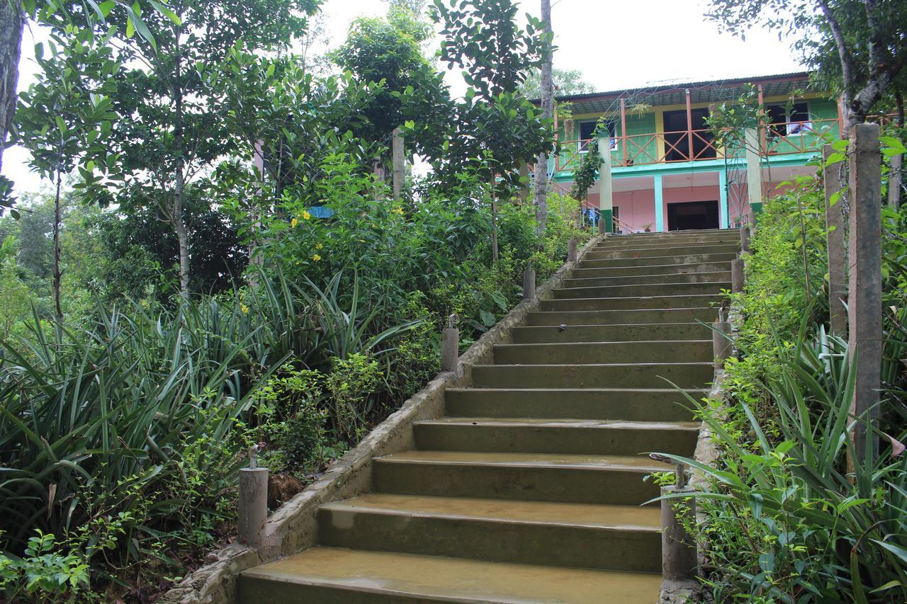 Green Palace Tea Resort Sreemangal Exterior photo